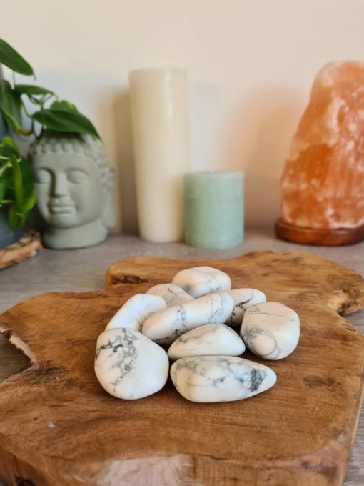 Howlite