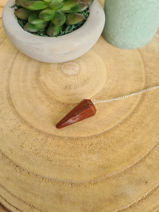 Pendule Facettes Jaspe Rouge