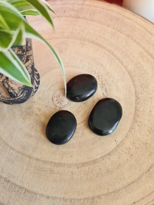 Pierre Pouce tourmaline Noire