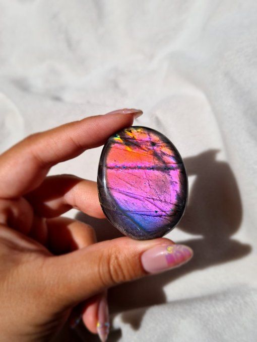 Galet Labradorite Rose