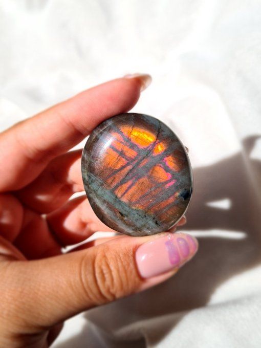 Galet Labradorite Rose
