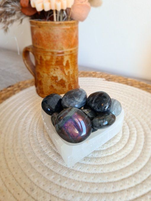Pierre roulée Labradorite Rose