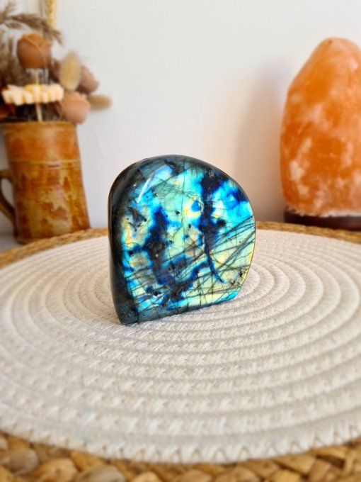Forme Libre de Labradorite Bleue
