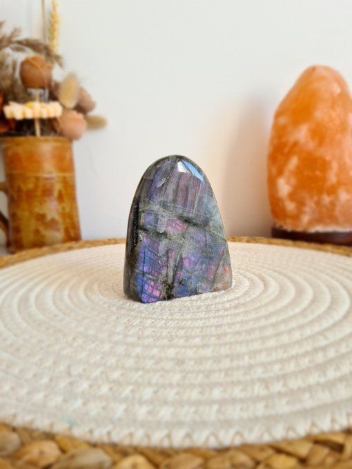 Forme Libre de Labradorite Rose