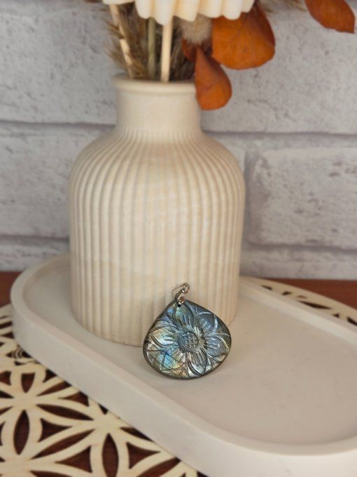 Pendentifs Labradorite Gravée