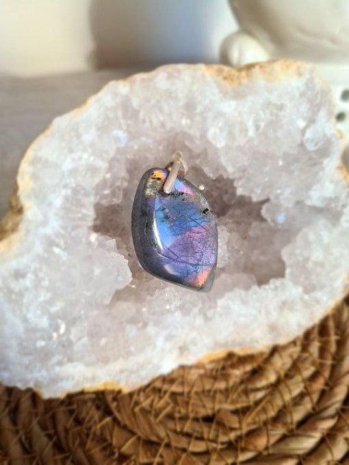 Pendentif Labradorite Violette